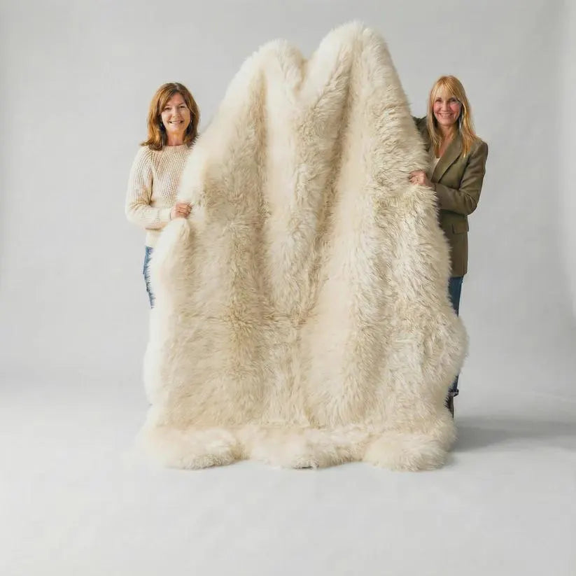 Luxurious Natural Sheepskin, Ivory
