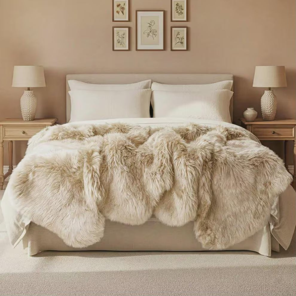 New Zealand Sheepskin Rug for Bed